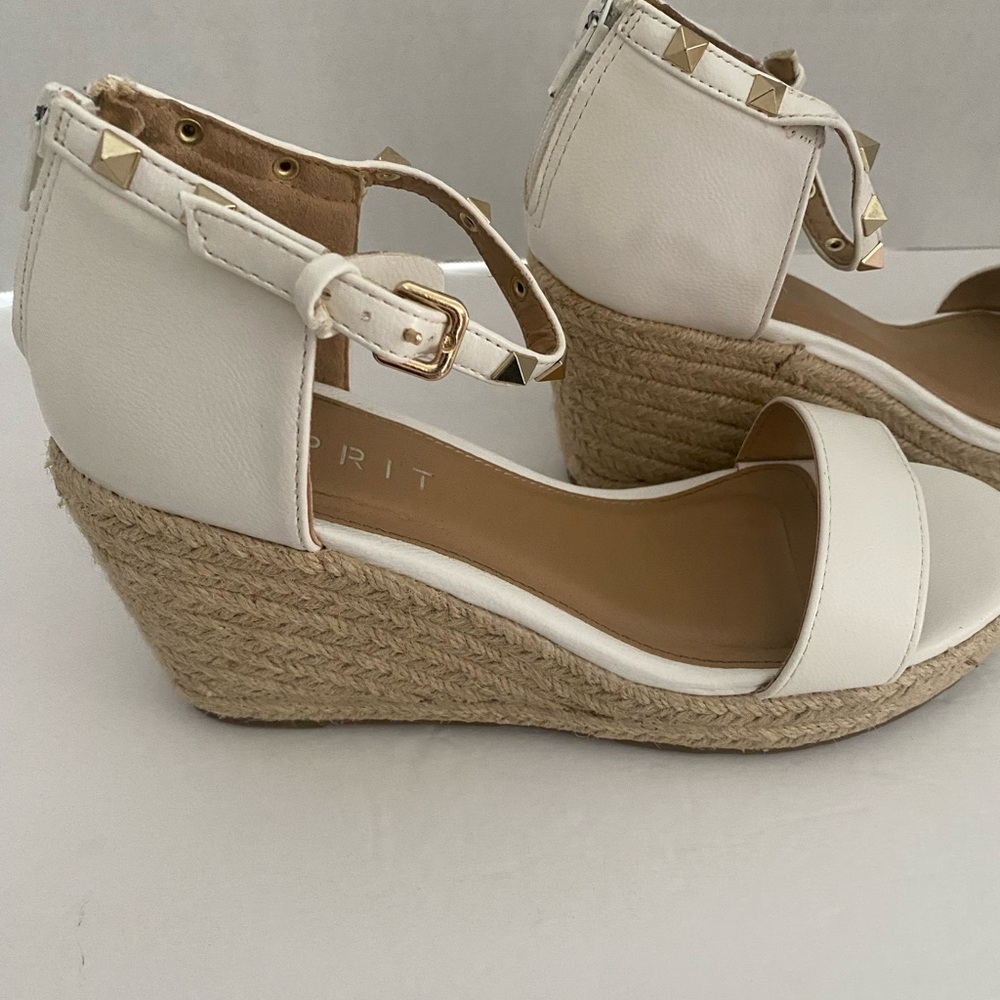 Women's ESPRIT Romy Sizr 8 Cream Wedge Sandals Studded Ankle Straps EUC